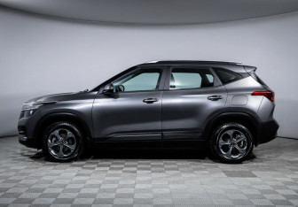 Подержанный автомобиль Kia Seltos 2022 года (8 фото)