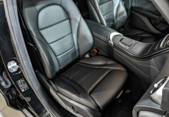 Подержанный автомобиль Mercedes-Benz GLC Coupe 2020 года (24 фото)