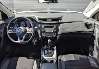 Подержанный автомобиль Nissan Qashqai 2021 года (13 фото)
