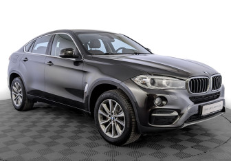 Подержанный автомобиль BMW X6 2018 года (3 фото)