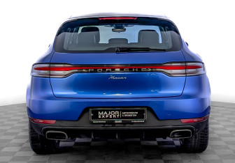 Подержанный автомобиль Porsche Macan 2021 года (6 фото)