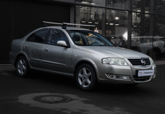 Подержанный автомобиль Nissan Almera Classic 2008 года (3 фото)