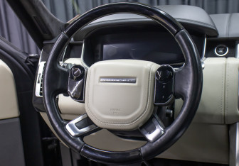 Подержанный автомобиль Land Rover Range Rover 2019 года (16 фото)