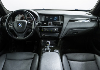 Подержанный автомобиль BMW X3 2016 года (14 фото)