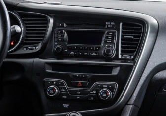 Подержанный автомобиль Kia Optima Sedan 2013 года (8 фото)