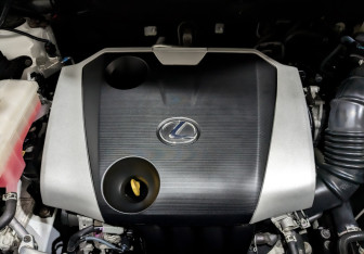 Подержанный автомобиль Lexus NX 2016 года (9 фото)