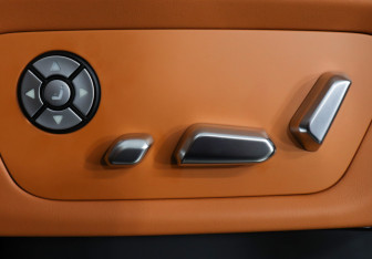 Подержанный автомобиль Tank 700 2025 года (21 фото)