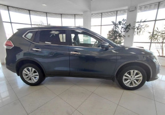 Подержанный автомобиль Nissan X-Trail 2017 года (4 фото)