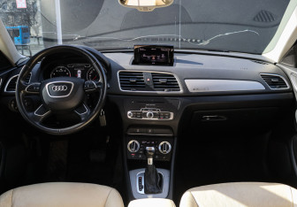 Подержанный автомобиль Audi Q3 2012 года (9 фото)