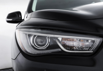 Подержанный автомобиль Infiniti QX60 2017 года (25 фото)