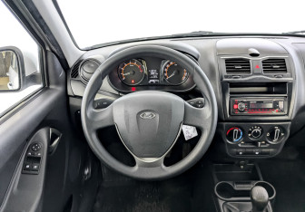 Подержанный автомобиль LADA (ВАЗ) Granta Sedan 2023 года (21 фото)