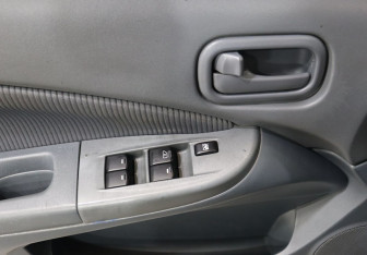 Подержанный автомобиль Nissan Almera Classic 2007 года (11 фото)