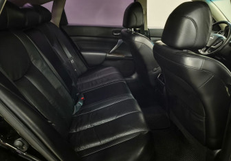 Подержанный автомобиль Nissan Teana 2013 года (12 фото)