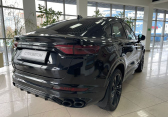 Подержанный автомобиль Geely Tugella 2022 года (5 фото)