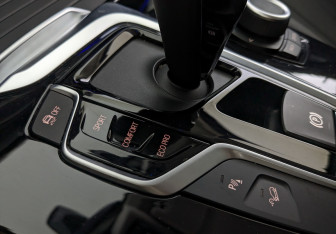 Подержанный автомобиль BMW X3 2020 года (16 фото)