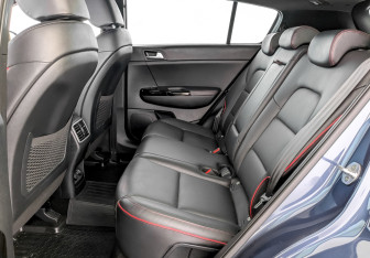 Подержанный автомобиль Kia Sportage 2021 года (12 фото)