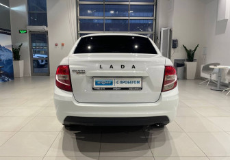 Подержанный автомобиль LADA (ВАЗ) Granta Sedan 2023 года (5 фото)