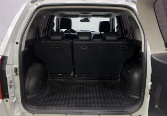 Подержанный автомобиль Suzuki Grand Vitara 2008 года (9 фото)