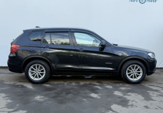 Подержанный автомобиль BMW X3 2011 года (4 фото)