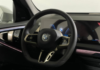 Новый BMW X3 2025 (9 фото)