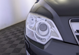 Подержанный автомобиль Opel Antara 2014 года (17 фото)