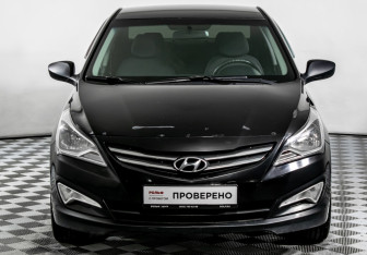 Подержанный автомобиль Hyundai Solaris Sedan 2015 года (2 фото)