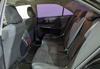 Подержанный автомобиль Toyota Camry Sedan 2014 года (12 фото)
