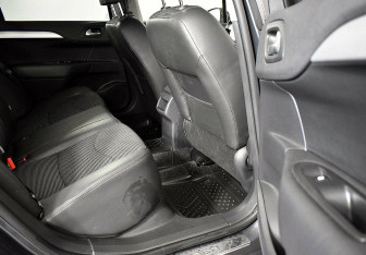 Подержанный автомобиль Citroen C4 Sedan 2016 года (9 фото)