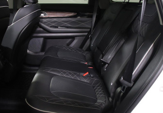 Подержанный автомобиль Exeed VX 2021 года (10 фото)