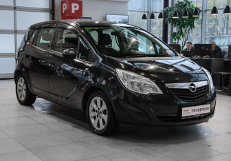 Подержанный автомобиль Opel Meriva 2012 года (3 фото)