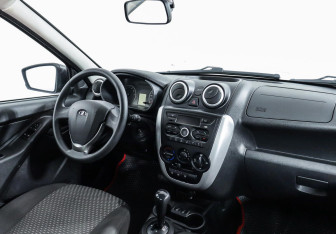 Подержанный автомобиль LADA (ВАЗ) Granta Sedan 2018 года (7 фото)