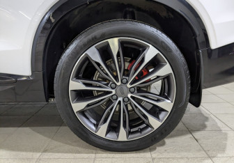 Подержанный автомобиль Geely Tugella 2023 года (12 фото)