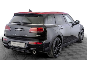 Подержанный автомобиль MINI Clubman Wagon 2021 года (5 фото)