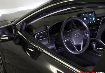 Подержанный автомобиль Toyota Camry Sedan 2023 года (17 фото)