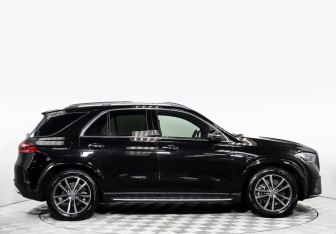 Подержанный автомобиль Mercedes-Benz GLE 2025 года (3 фото)