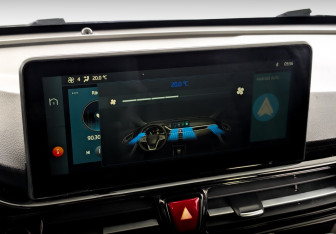 Подержанный автомобиль Москвич 3 2023 года (26 фото)