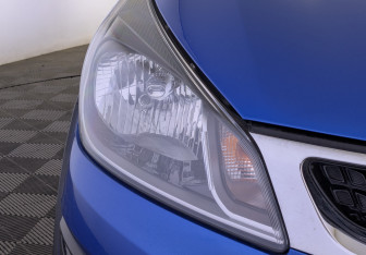 Подержанный автомобиль Kia Rio Hatchback 2019 года (10 фото)