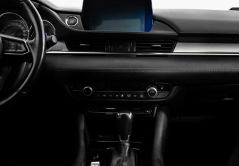 Подержанный автомобиль Mazda 6 Sedan 2019 года (11 фото)