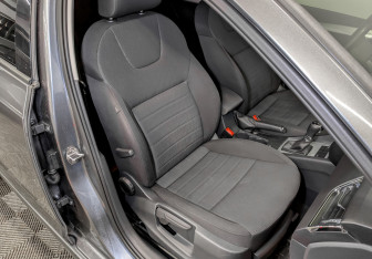 Подержанный автомобиль Skoda Octavia Liftback 2016 года (23 фото)