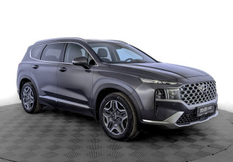 Подержанный автомобиль Hyundai Santa Fe 2021 года (3 фото)