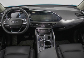 Подержанный автомобиль Geely Tugella 2020 года (13 фото)