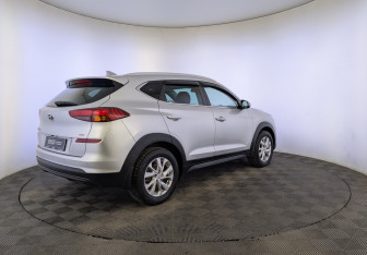 Подержанный автомобиль Hyundai Tucson 2019 года (5 фото)