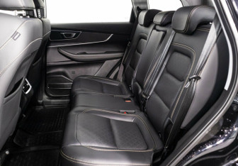 Подержанный автомобиль Chery Tiggo 8 2023 года (18 фото)