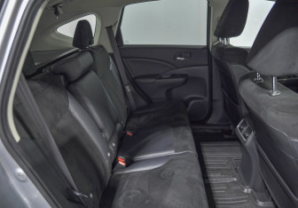 Подержанный автомобиль Honda CR-V 2017 года (15 фото)