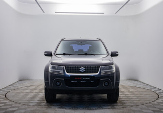 Подержанный автомобиль Suzuki Grand Vitara 2011 года (2 фото)