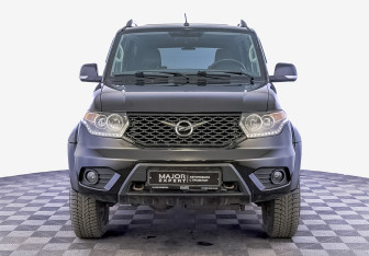 Подержанный автомобиль УАЗ Patriot 2024 года (2 фото)