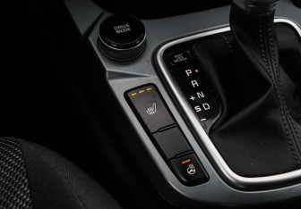 Подержанный автомобиль Kia Seltos 2020 года (17 фото)