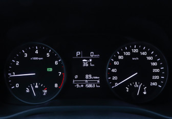 Подержанный автомобиль Hyundai Elantra Sedan 2017 года (11 фото)