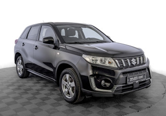Подержанный автомобиль Suzuki Vitara 2020 года (3 фото)