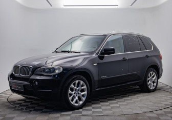 Подержанный автомобиль BMW X5 2011 года (1 фото)